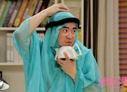 新婚公寓里搞笑视频,夫妻日常笑料连连