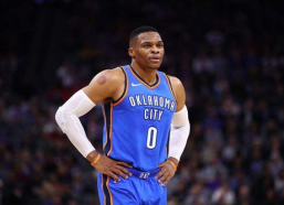 威斯布鲁克的生活照,球场之外的阳光少年